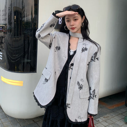 Loose embroidered lace edge v-neck blazer