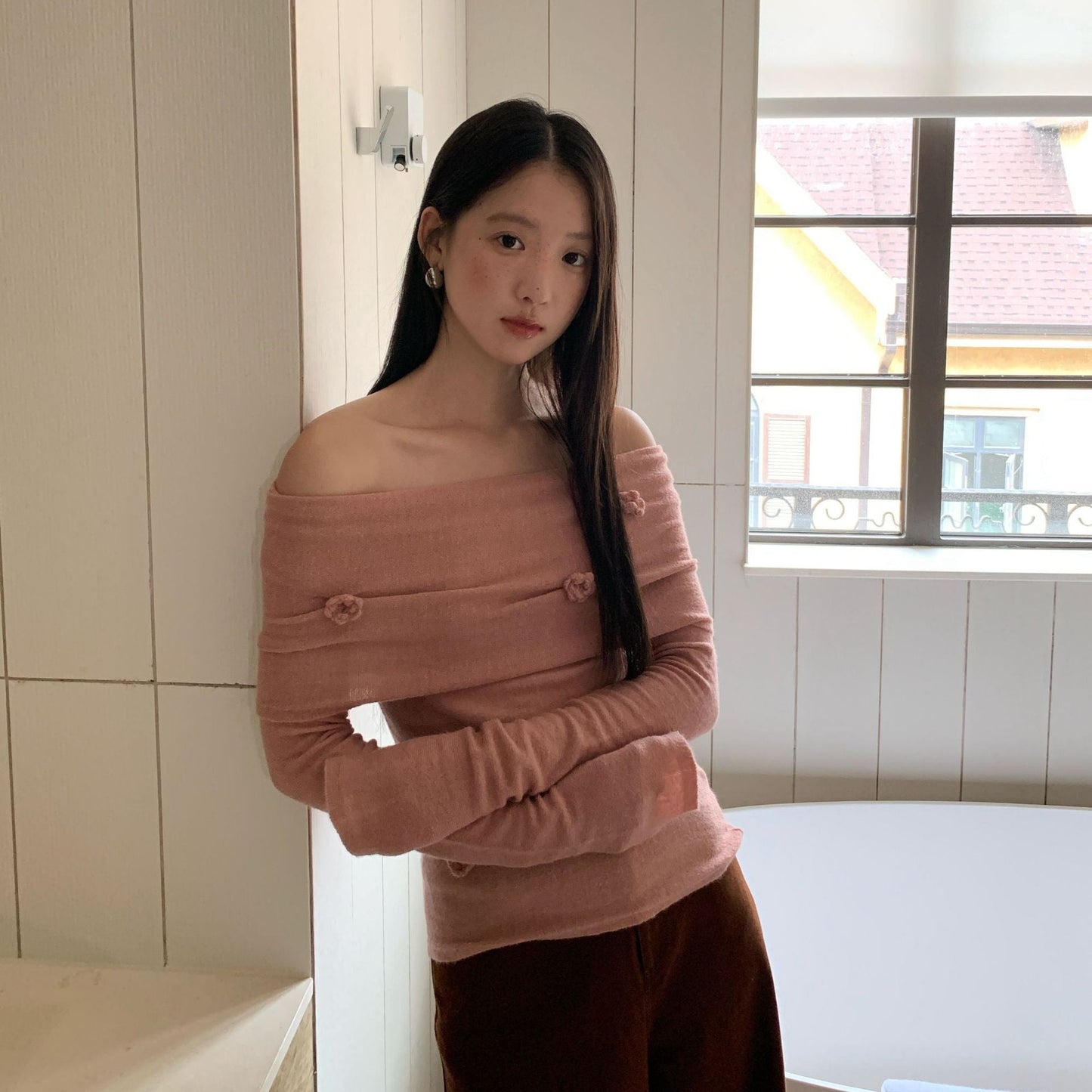 Skin-friendly one-word shoulder backless long-sleeved knitted sweater