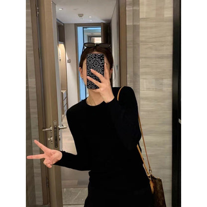 Wool Knitted Sweater Women Round Neck Long Sleeve Slim Fit Top