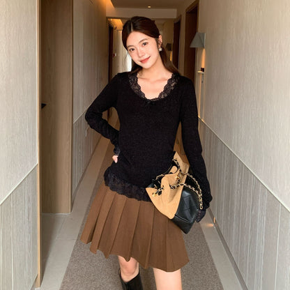 Lace stitching v-neck long-sleeved beautiful bottoming shirt