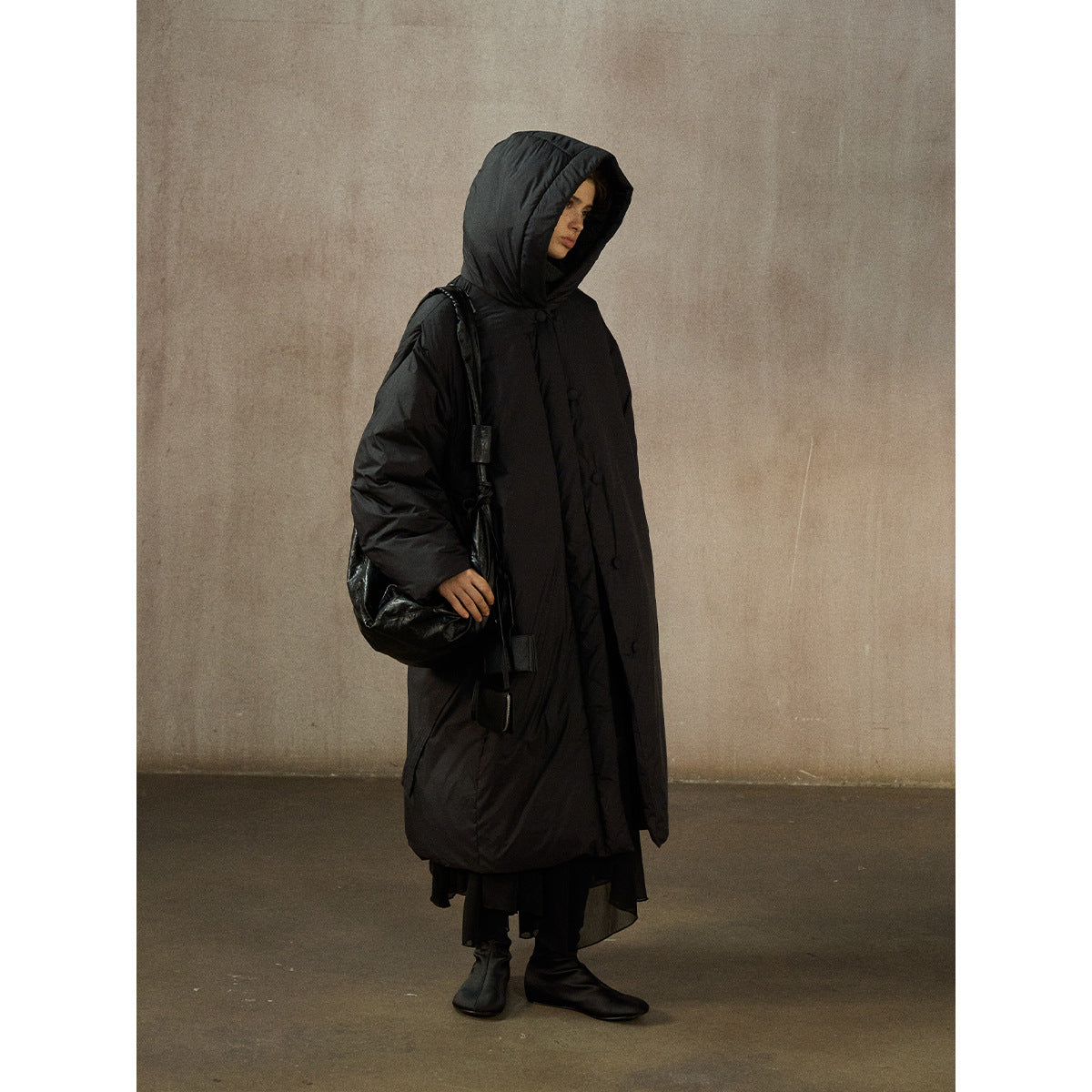 Soft marshmallow simple hooded loose wrap warm light down jacket