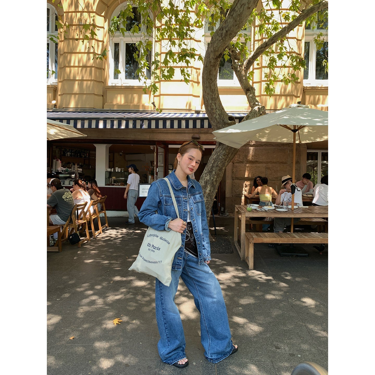 Early spring retro Hong Kong wind wash cotton high waist loose slightly pulled jeans