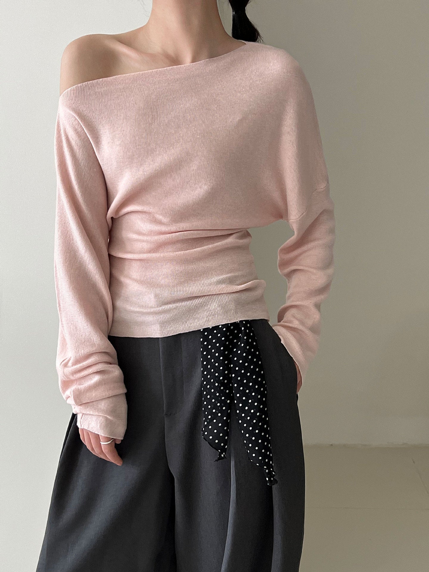 Design sense waist slim slanted shoulder knitted sweater women's autumn new long-sleeved off-the-shoulder top bottoming shirt ss780