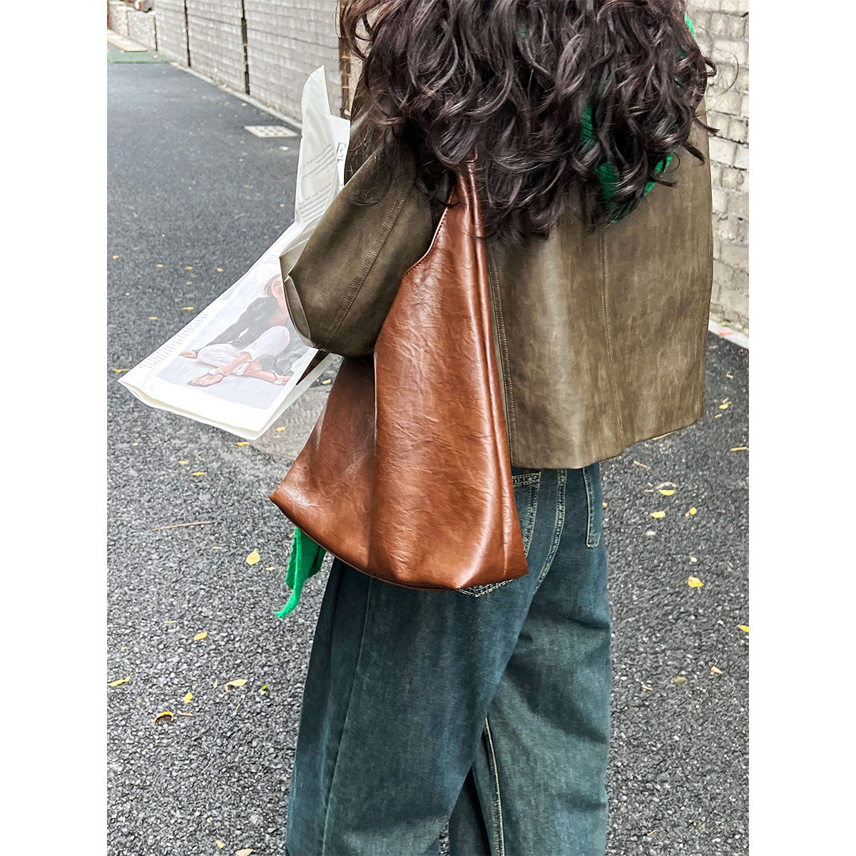 Autumn retro old Hong Kong style round neck PU leather jacket women's coffee green single-breasted jacket top