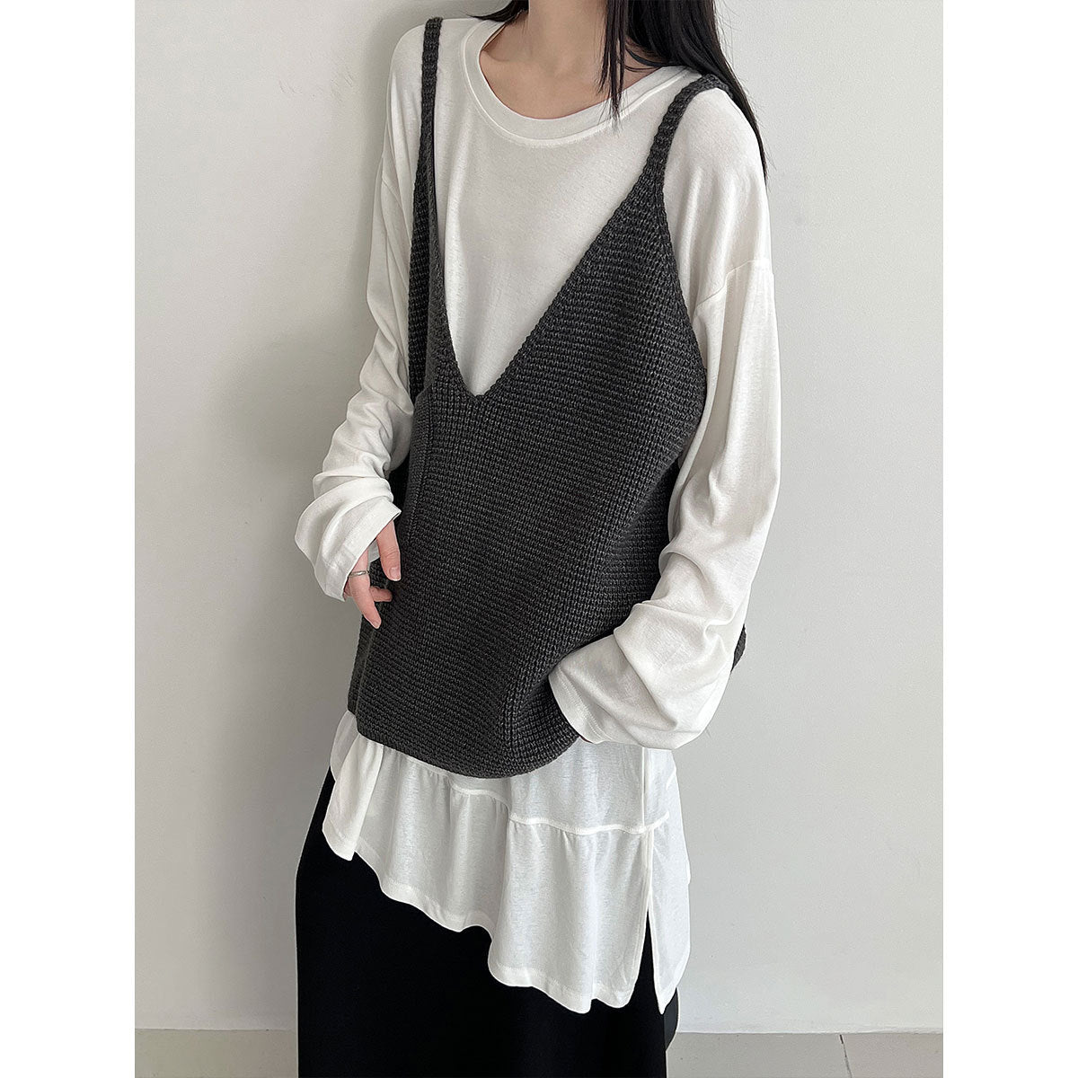 Korean splicing pendant splicing ruffle edge T-shirt women's early spring new design long-sleeved top