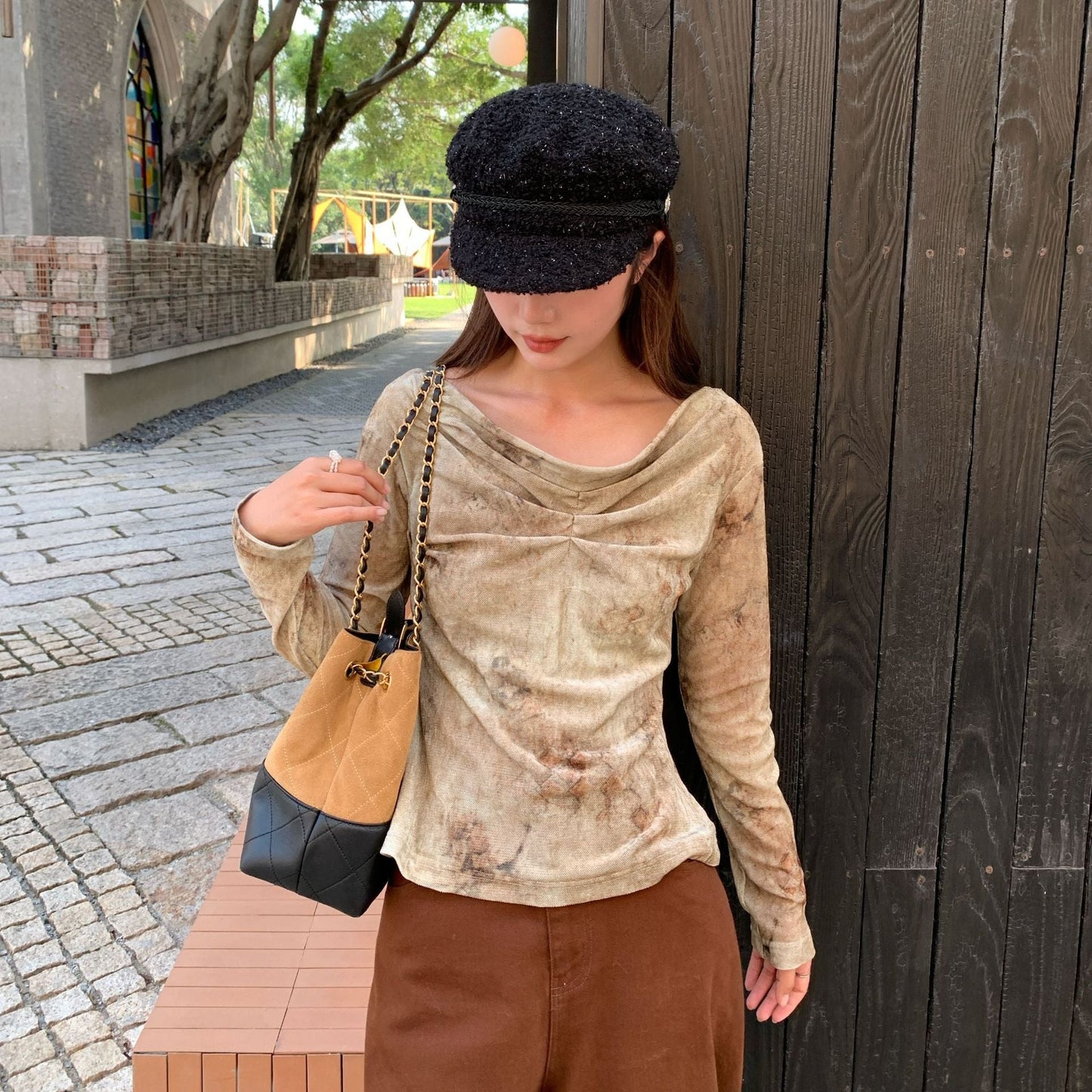 Old swinging collar slim-fitting pleated top bottoming shirt
