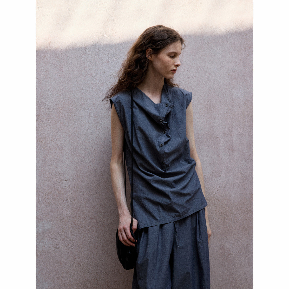 Do old denim linen cotton design sense diagonal placket irregular sleeveless swing neck vest top