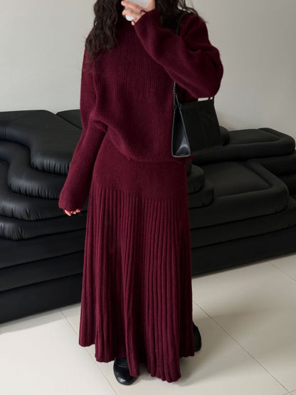 Korean lazy style crew neck knitted sweater + high waist and thin pleated skirt women's autumn and winter suit