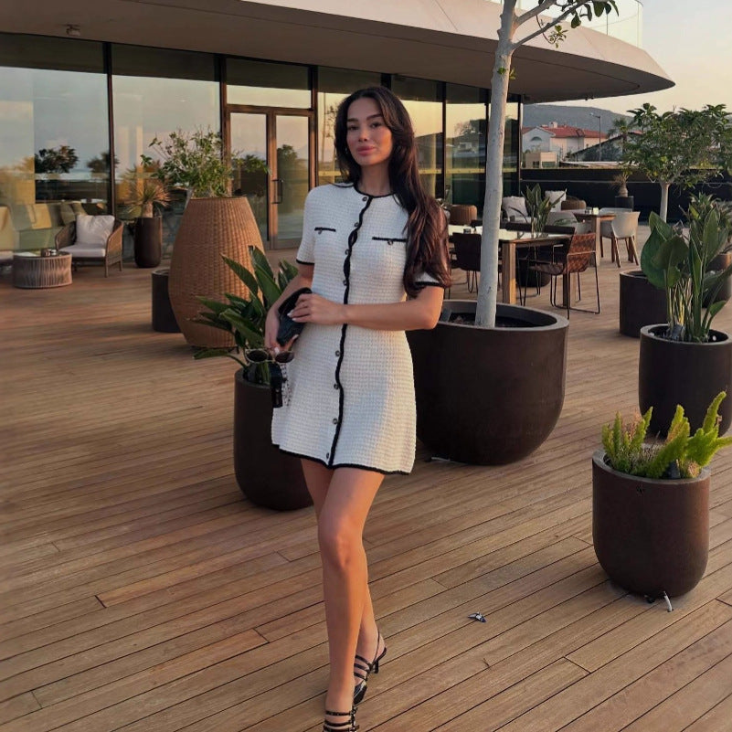 Cross-border foreign trade explosion knitted short-sleeved button small fragrant short skirt fashionable slim-fitting European and American dress women