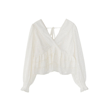 Chic design ruffled long-sleeved v-neck shirt