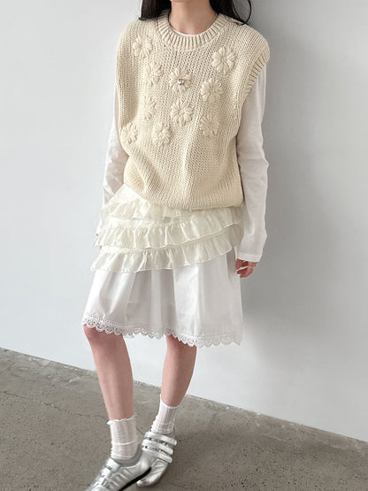 Three-dimensional flower knitted vest women's early spring Korean smart sense stacked wool vest top