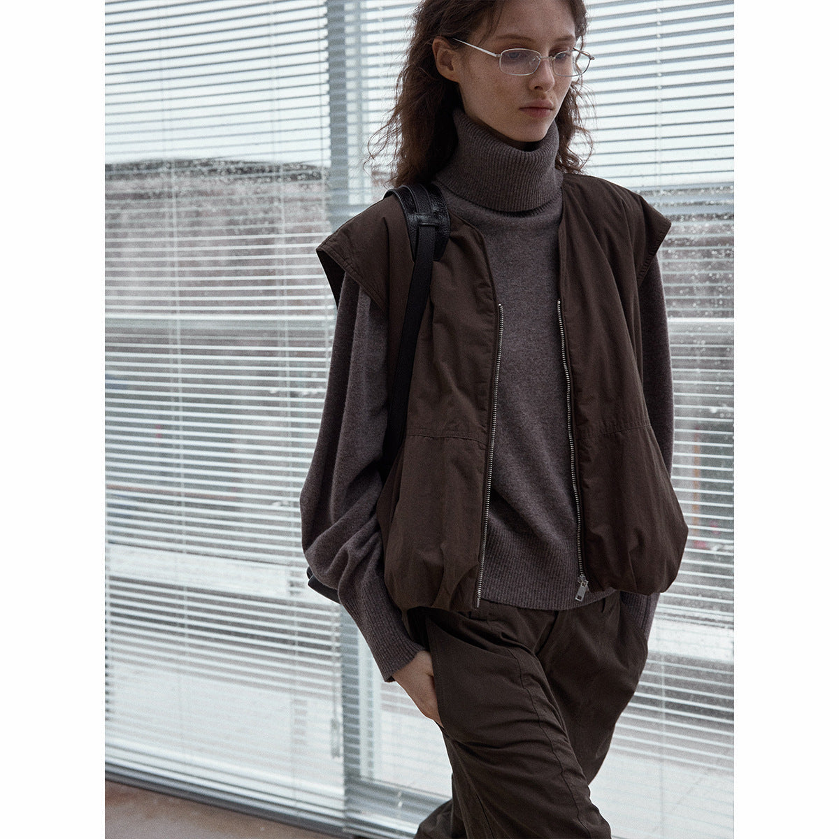 High-quality natural and environmentally friendly wool, cotton, warm, soft pleated buds, stacked vest jacket