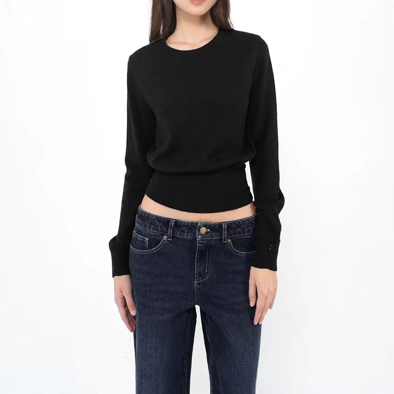 The new autumn and winter versatile purity wants to be simple, three-color loose crew neck, cinched waist and long sleeves