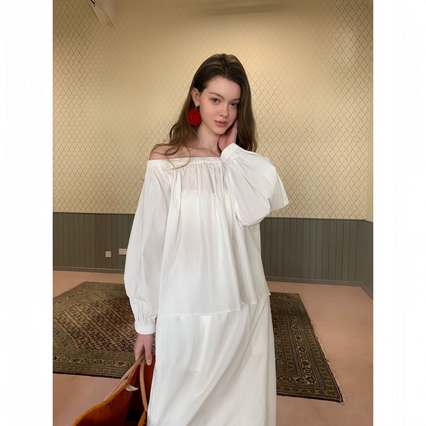 Off-Shoulder Bubble Sleeve Top