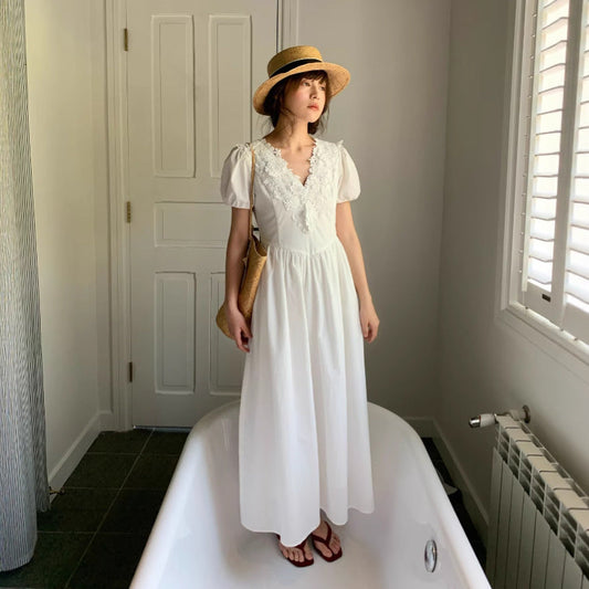 Heavy Industry High Waist Lace V-Neck Bubble Sleeve Dress