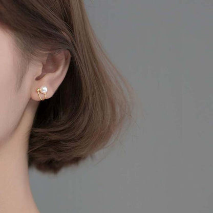 Simple ear clips without pierced ears for girls, super fairy style, niche design, pearl stud earrings, tide earrings, gold-plated.
