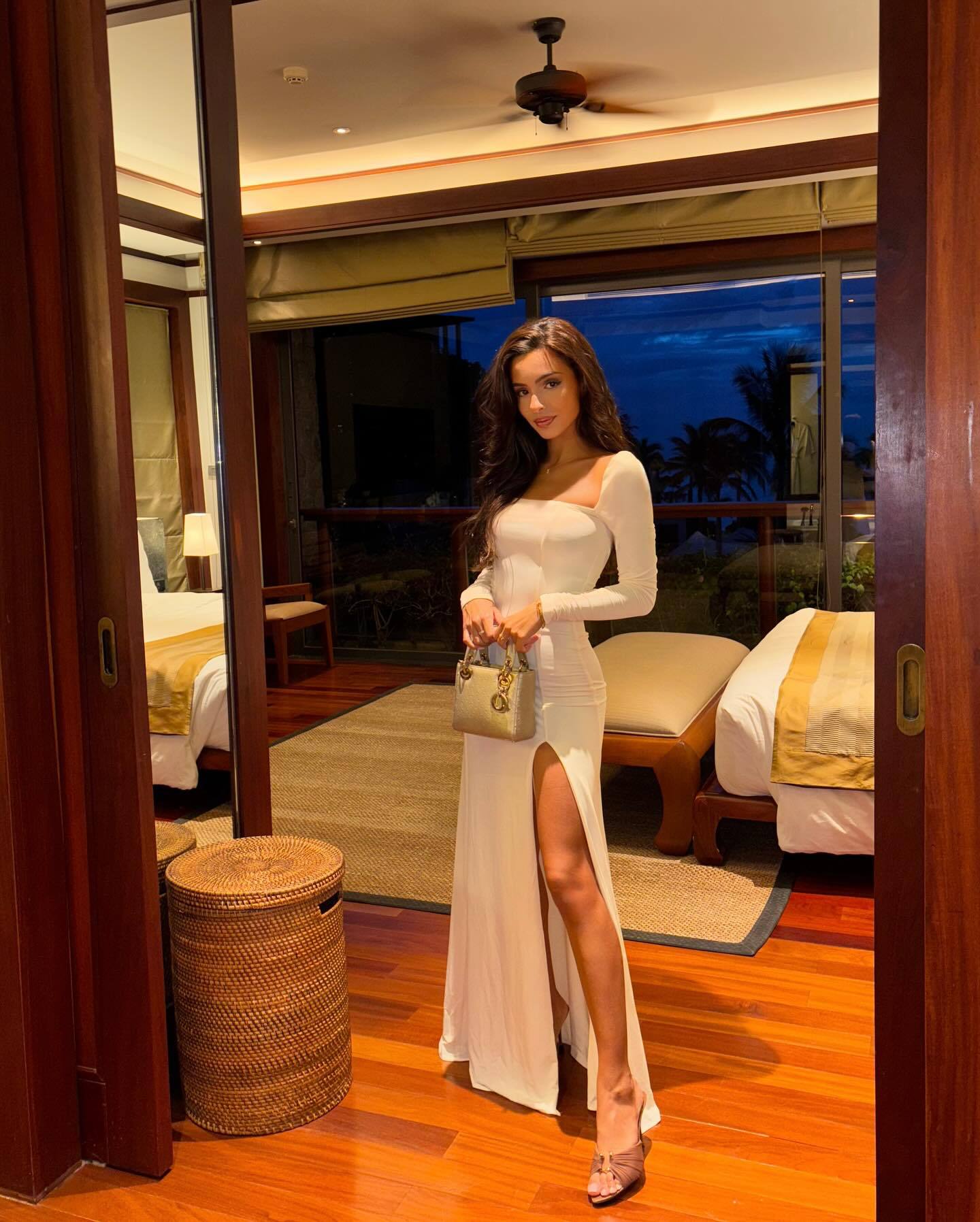 Slim back sexy babes dress