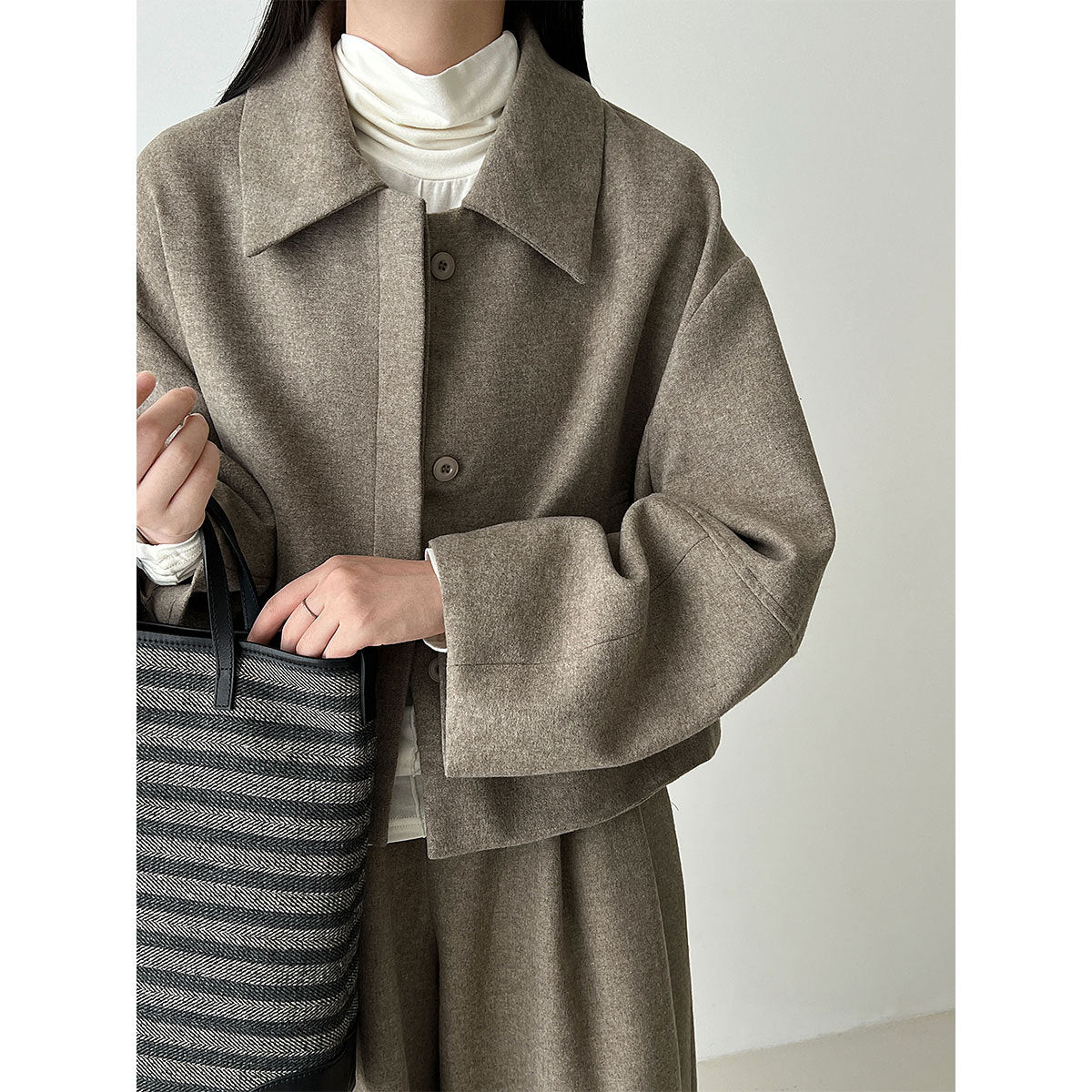Temperament retro Korean version of thin lapel wool jacket + straight pants autumn new commuter suit