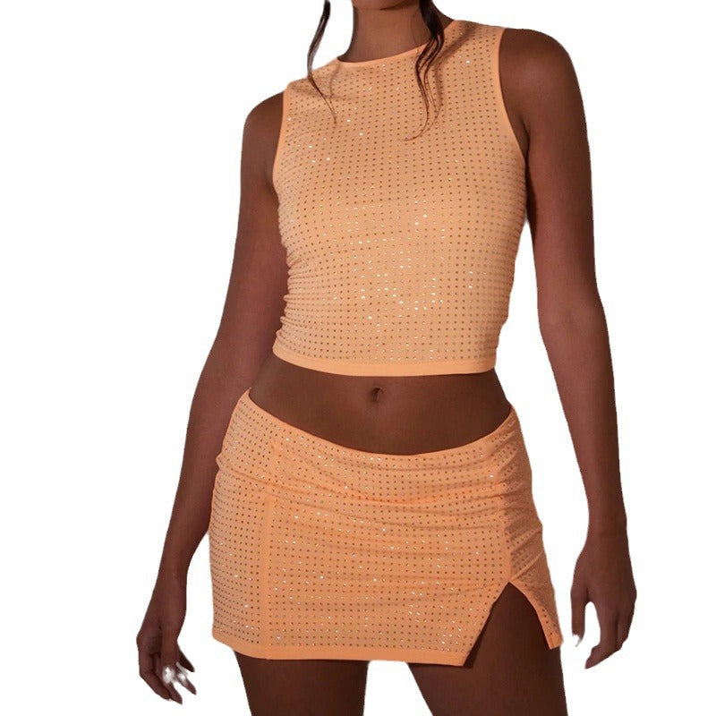 Top, short skirt set, split-ended hot diamond skirt, two-piece set, customized, fresh and diamond-set, sleeveless.