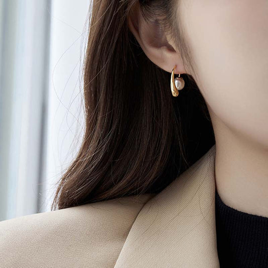 French minimalist premium pearl earrings 2022 new temperament light luxury earrings niche design earrings