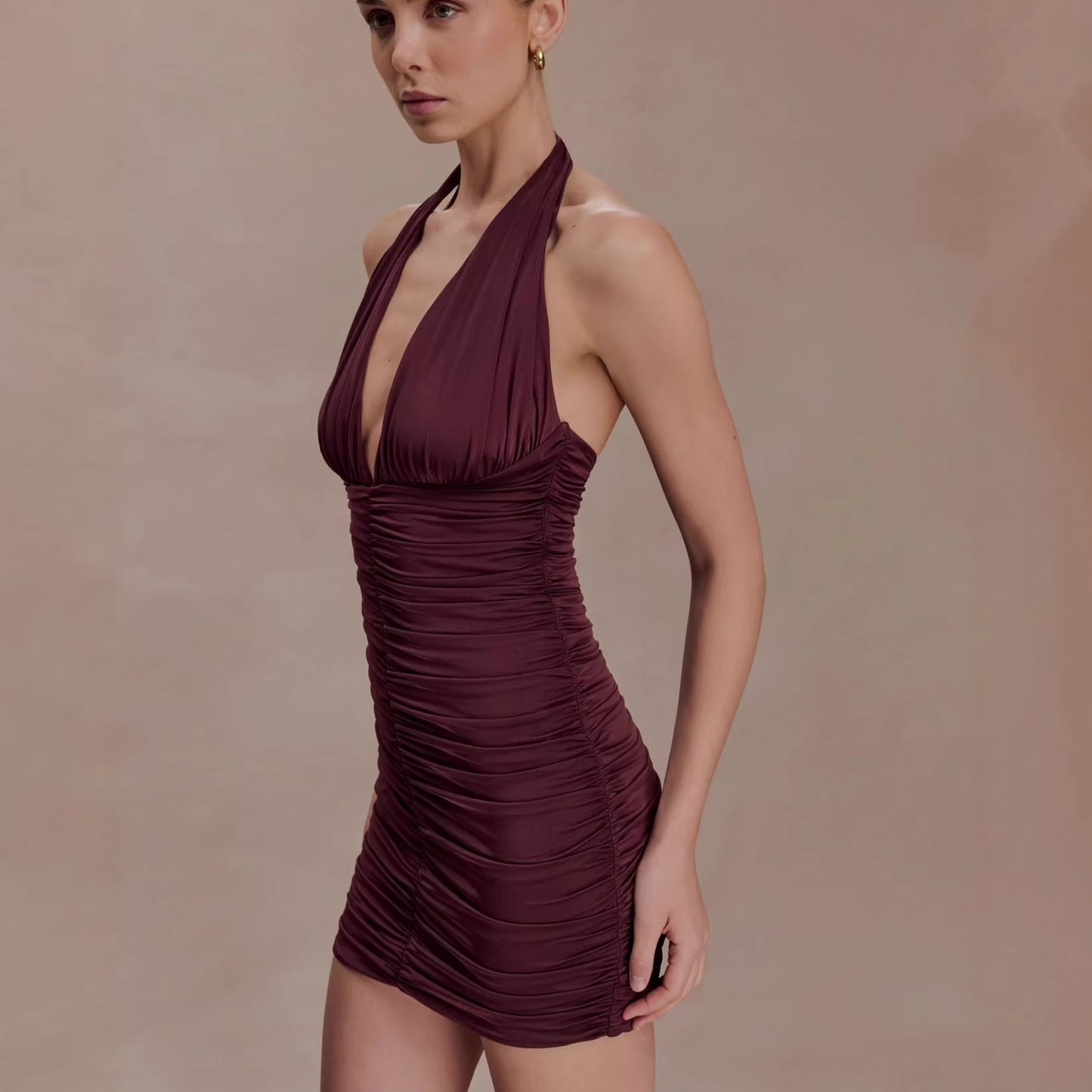Sexy V-neck slim-fit pleated hip skirt backless European and American neck dress