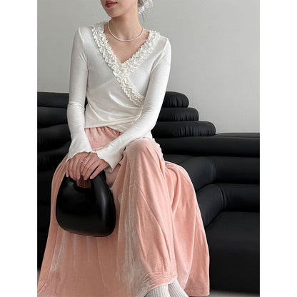 French three-dimensional lace V-neck inner women's 26 early spring niche design slim-fitting fungus edge bottoming shirt