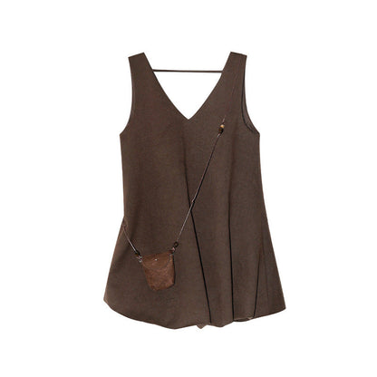 Small temperament age-reducing deerskin velvet vest dress with fanny pack
