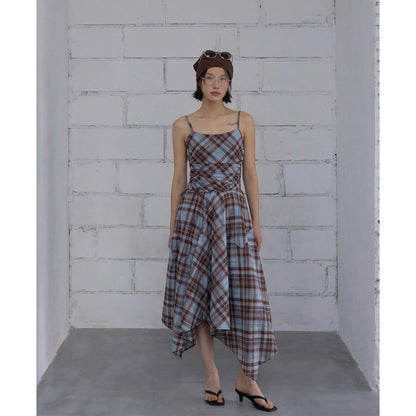 Irregularly deconstructed plaid suspender dress