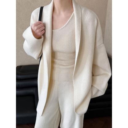 French simple high-end sense 2025 women's autumn and winter new cardigan + vest + wide-leg pants three-piece set ss658
