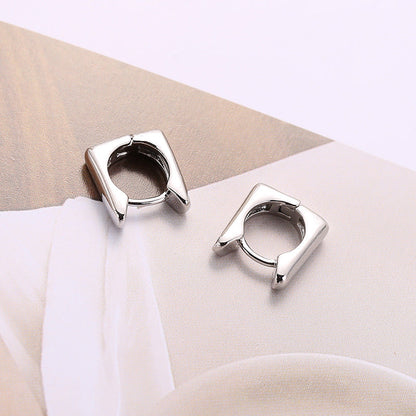 Simple and cold wind geometric earrings niche design high sense fashion small K gold ear buckle stud earrings jewelry