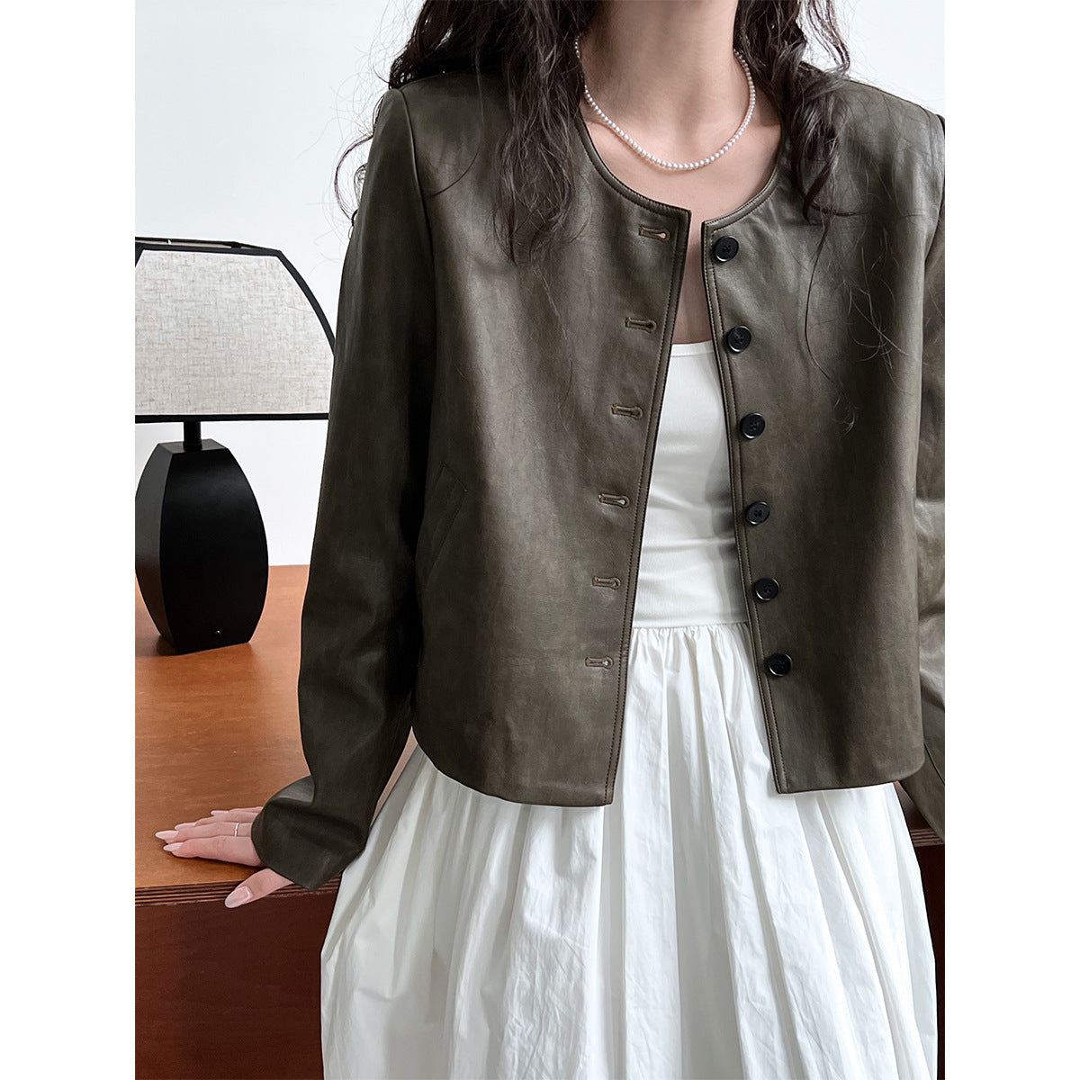 Autumn retro old Hong Kong style round neck PU leather jacket women's coffee green single-breasted jacket top