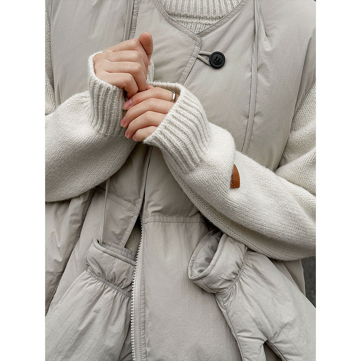 Japanese 90 white duck down down vest women's winter with gloves warm thickened vest jacket Y
