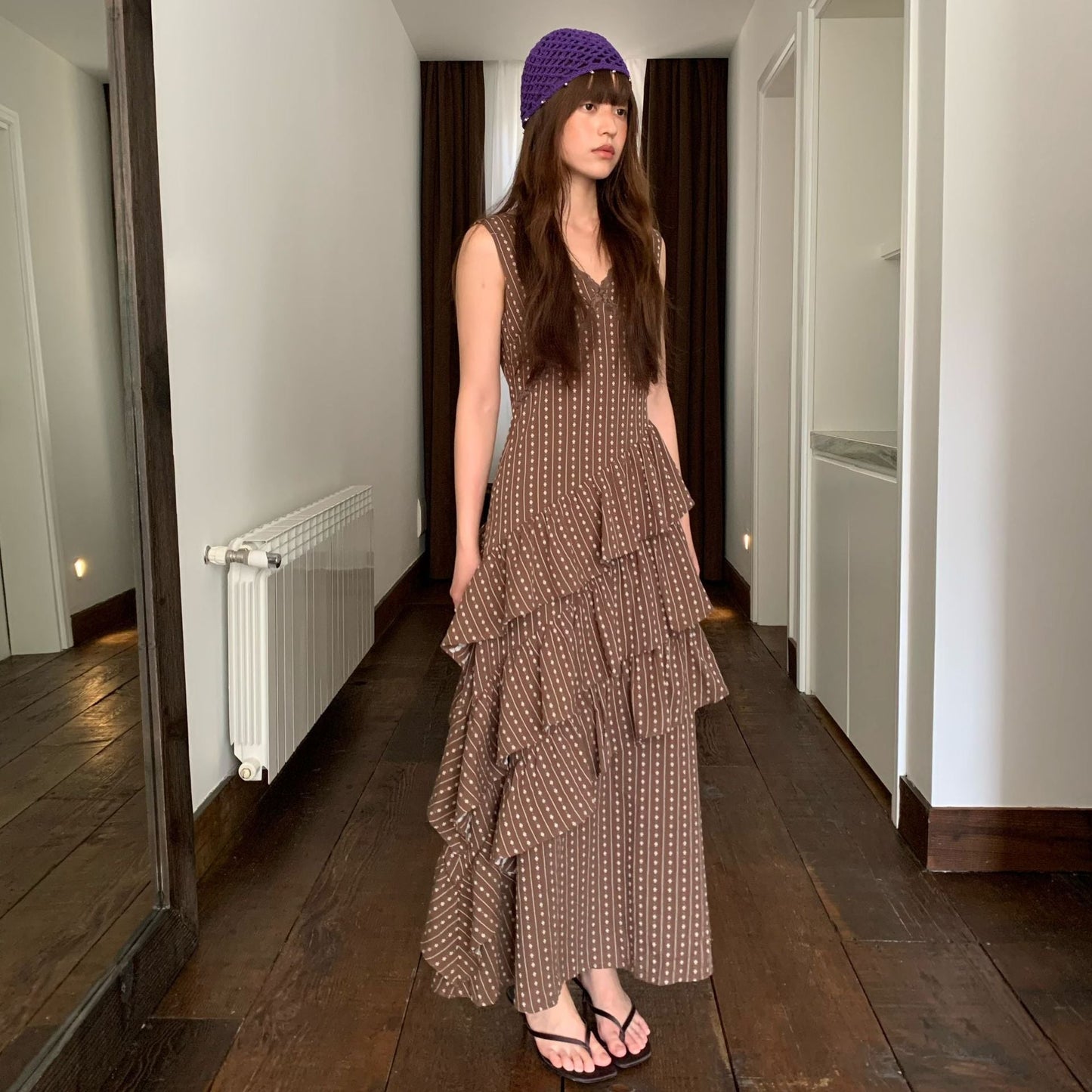 Summer French gentle temperament slim V-neck ruffle edge dress