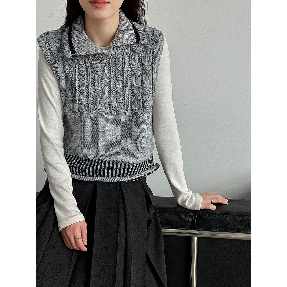 College style contrasting color lapel wool knitted vest women's 26 spring versatile stacked vest top