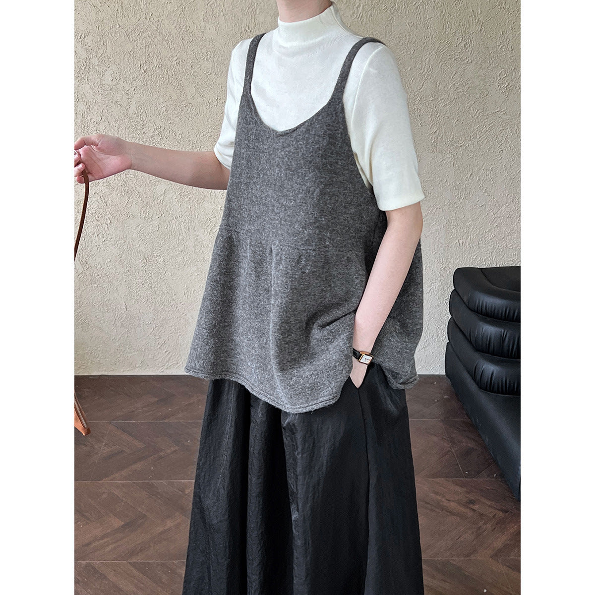 Korean U-neck temperament knitted suspender vest women's autumn new lazy wind sleeveless top