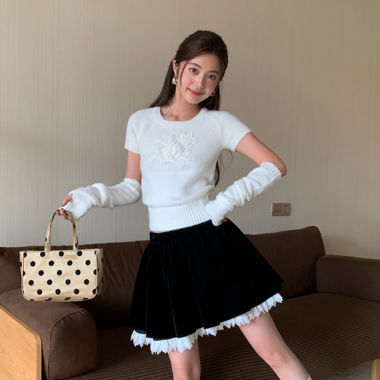 Women's 3D Floral Jacquard Asymmetric Sleeve Crew Neck Pullover Sweater