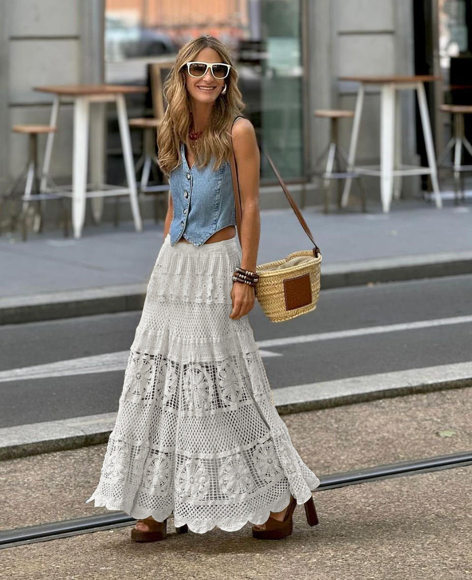 New lace lace skeleton knitted skirt
