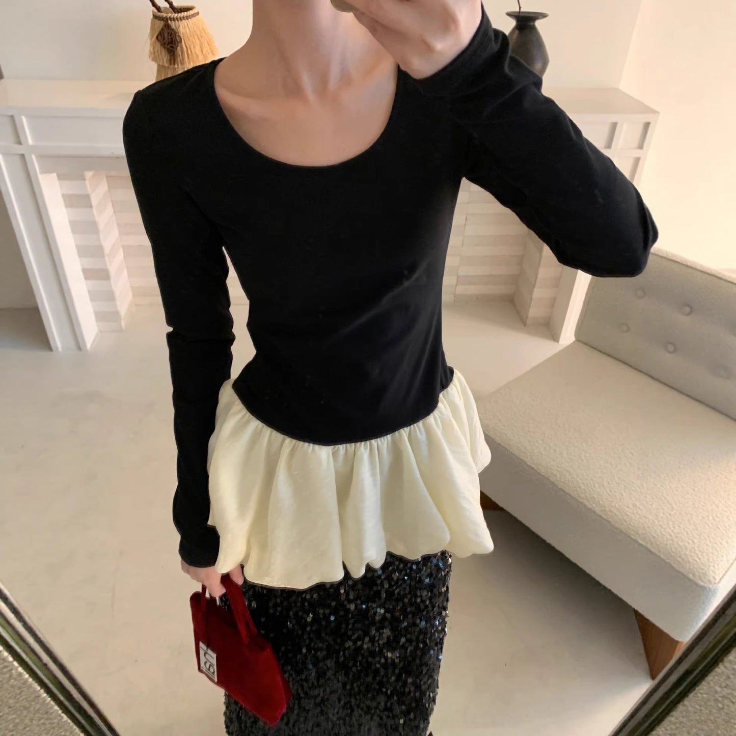 Sweet age-reducing bud hem long-sleeved crew neck bottoming shirt for women