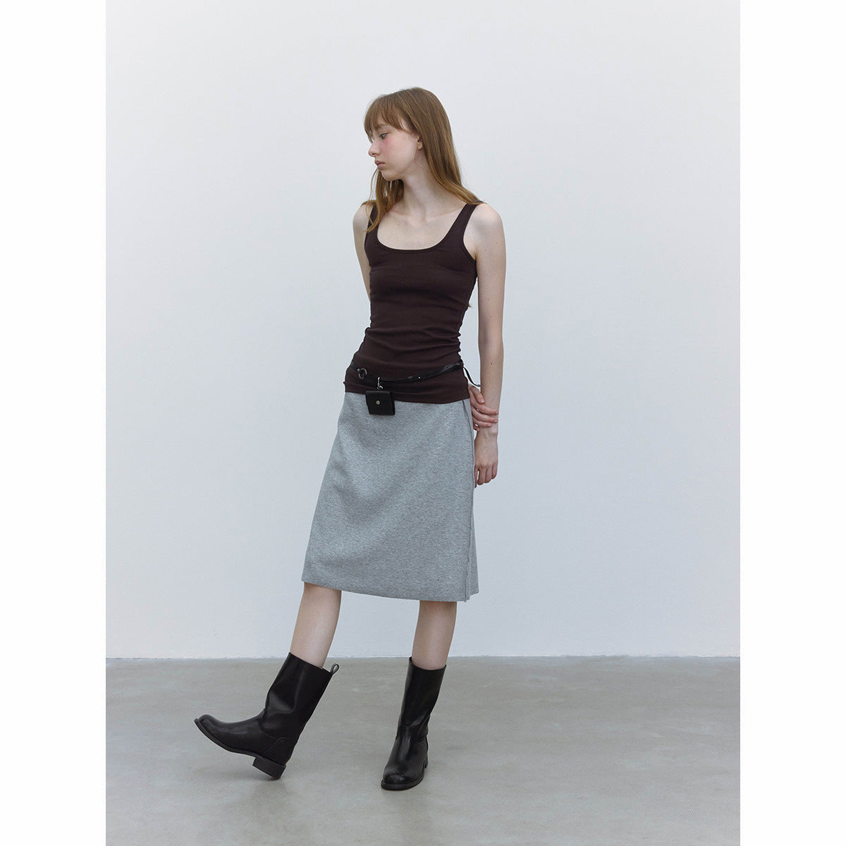 Autumn new casual basic versatile wormwood slim-fitting simple solid color knitted small vest
