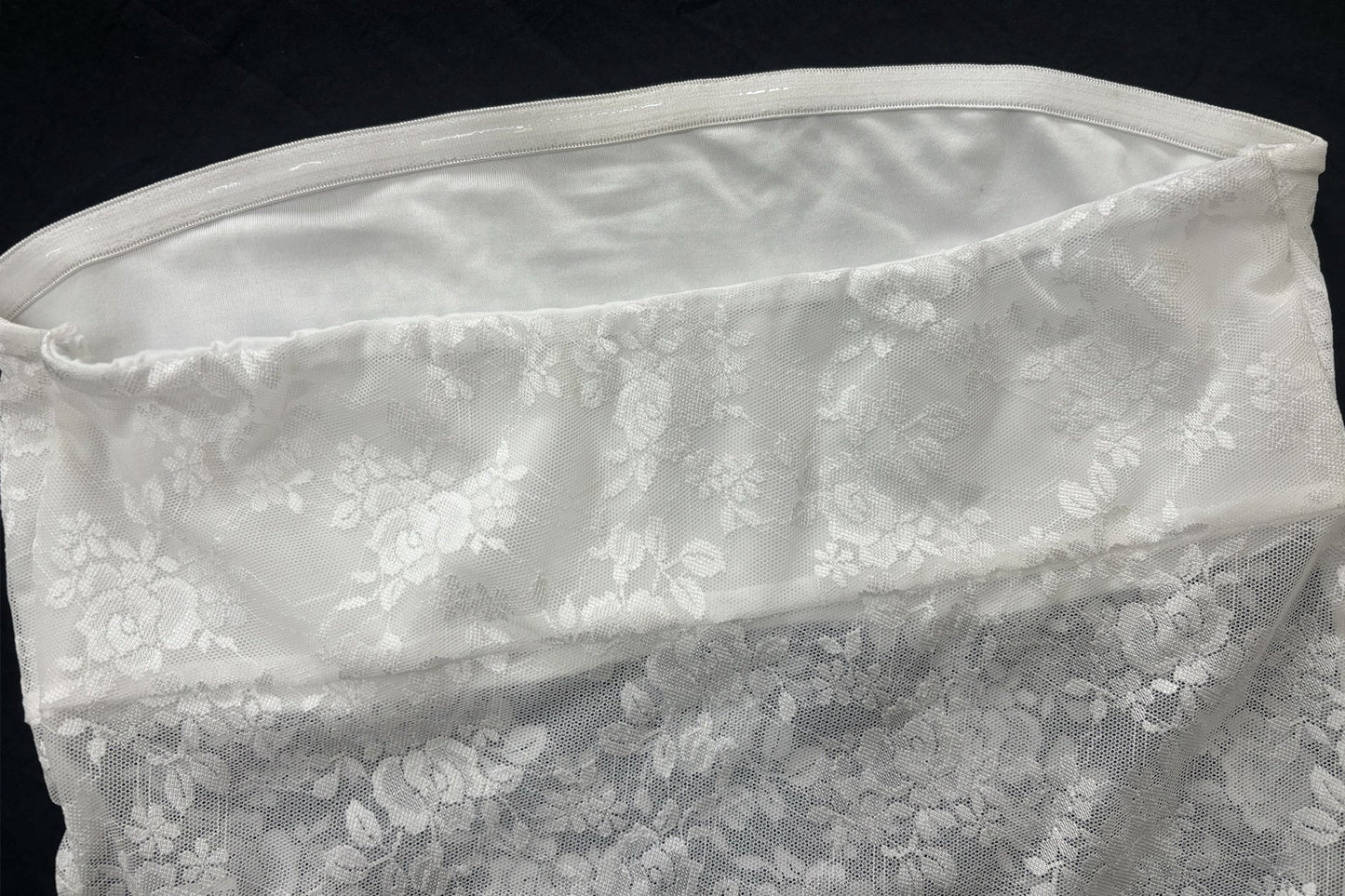 Off-Shoulder Lace Tube Top