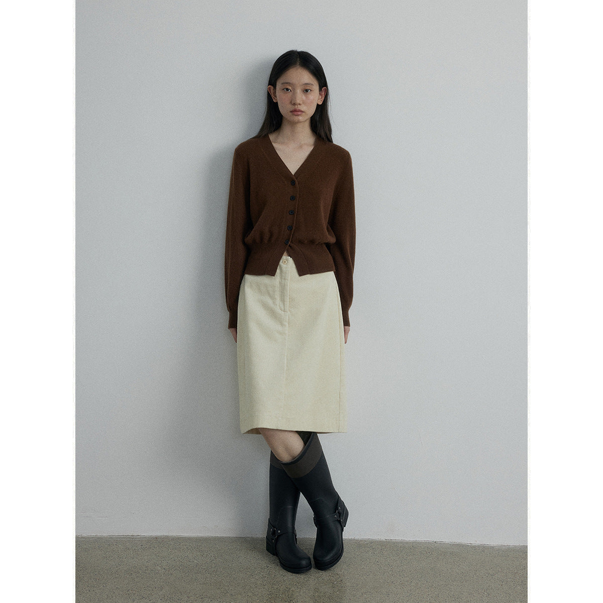 Autumn new casual high-waisted corduroy simple versatile straight short skirt
