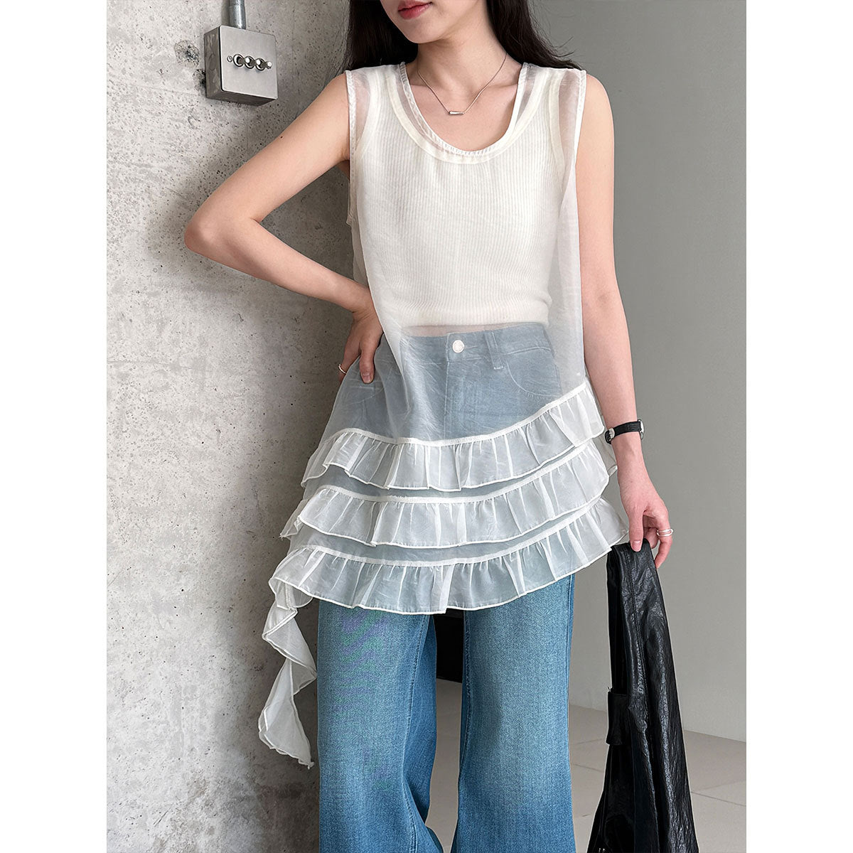 French gentle wind irregular ruffle edge sleeveless top women 26 early spring stack wear vest skirt