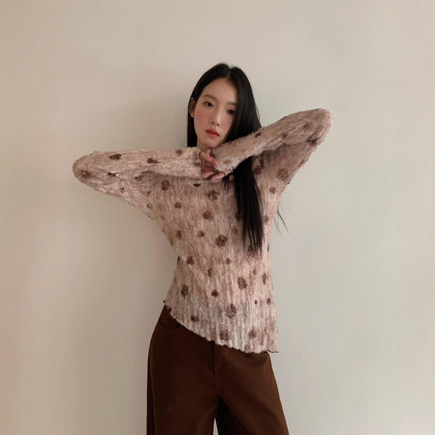 Textured retro long-sleeved slim-fit lace top with bottoming shirt