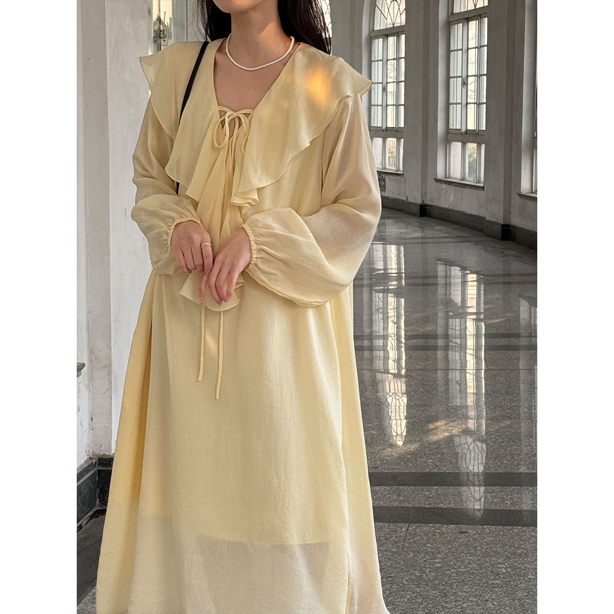 French simple ruffle V-neck dress spring new bubble sleeves lazy long skirt