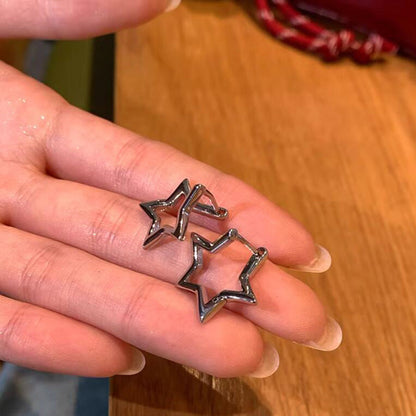 Simple five-pointed star ear buckle hollow star earrings three-dimensional jewelry women's exquisite folded star earrings versatile jewelry