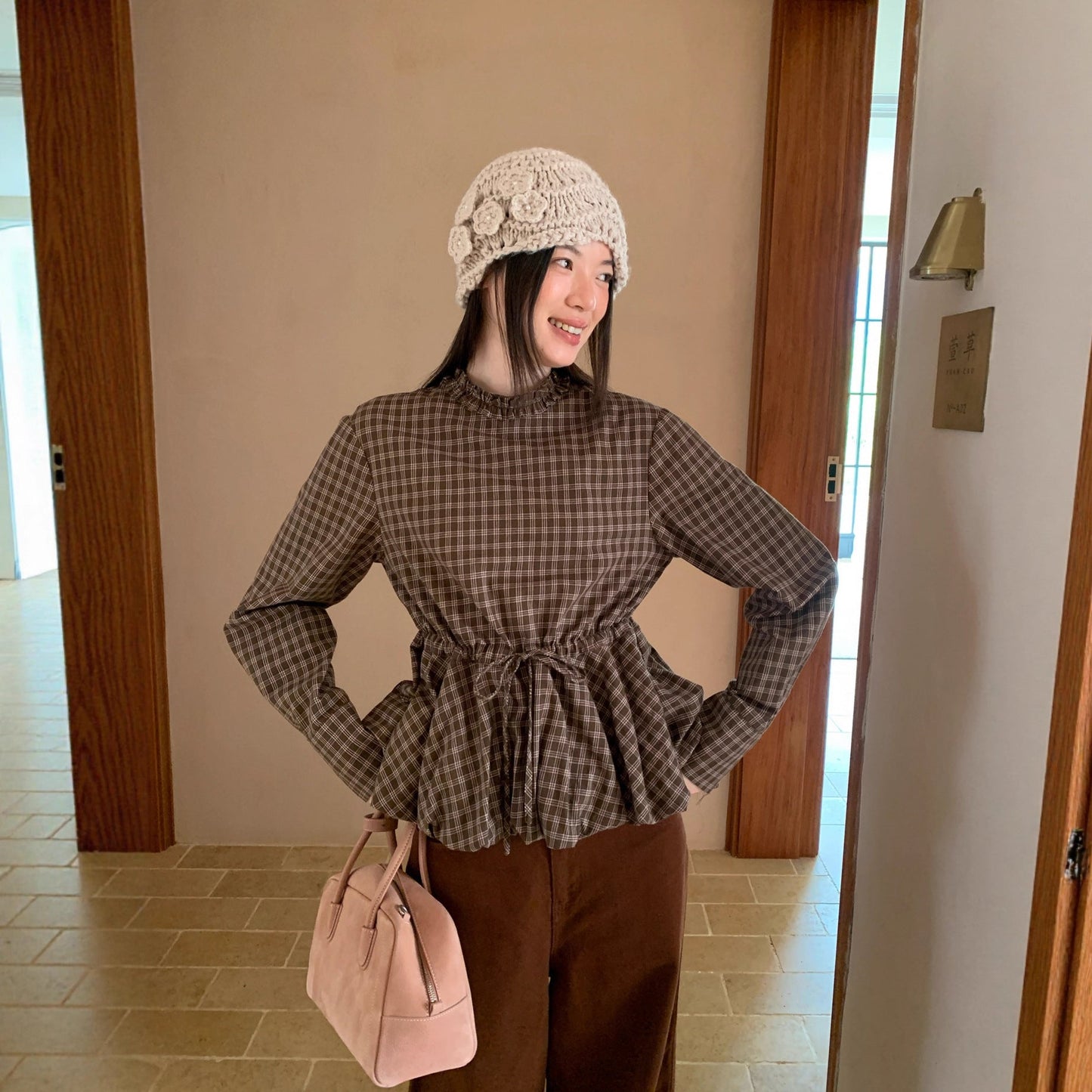 Autumn retro plaid waist design long-sleeved fungus edge stand-up collar shirt