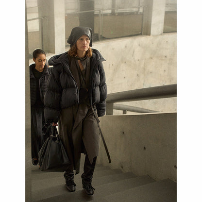 Hooded warm cloud-like light and super soft gall-free puff short down jacket