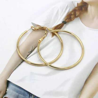 French Metal Circle Earrings Earrings New Women's Douyin Explosive Plain Circle Unique Temperament Earrings