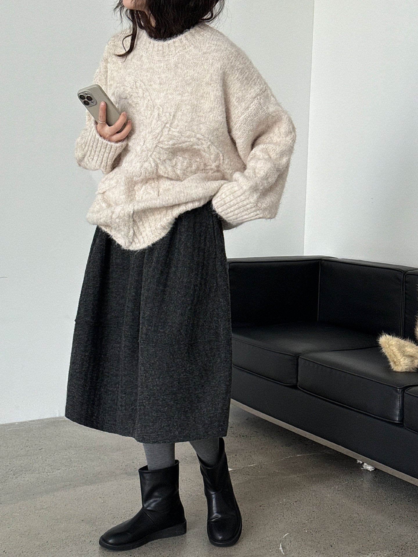 Retro new woolen skirt autumn and winter Korean version medium and long skirt pleated and thin A-shaped skirt
