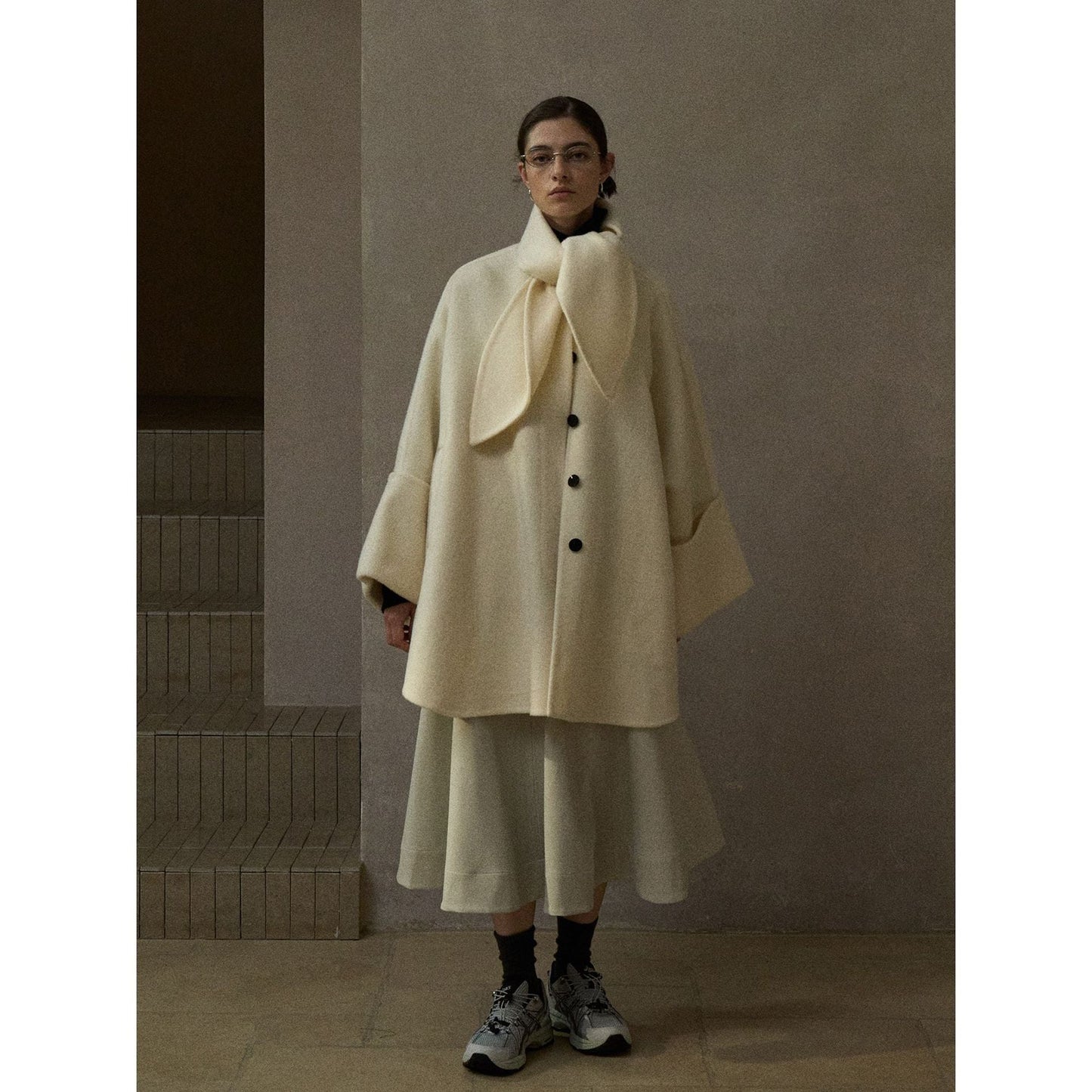 Winter commuter design wool rabbit ear collar bat sleeve woolen jacket